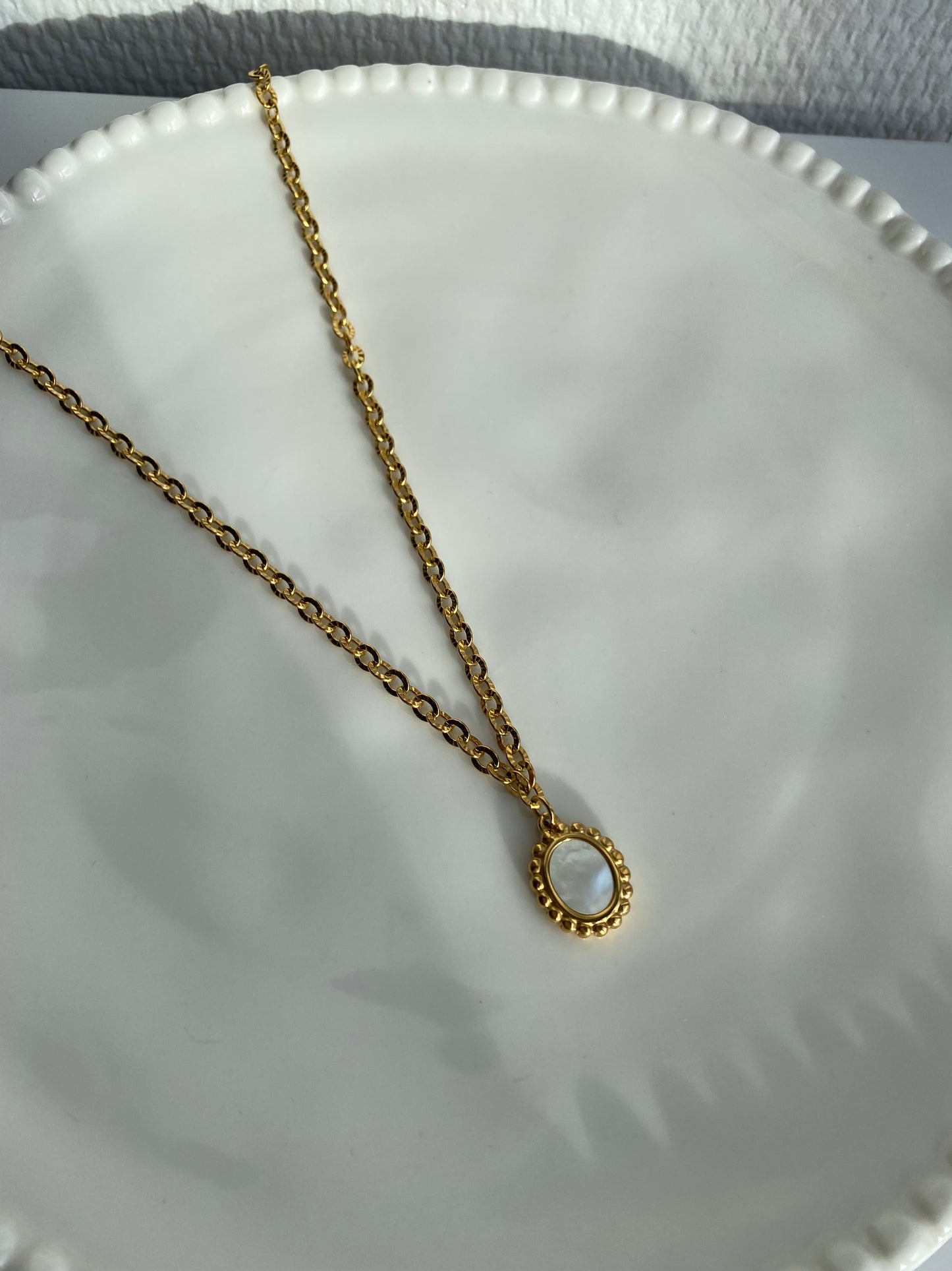 Carla I Sautoir pendentif nacré