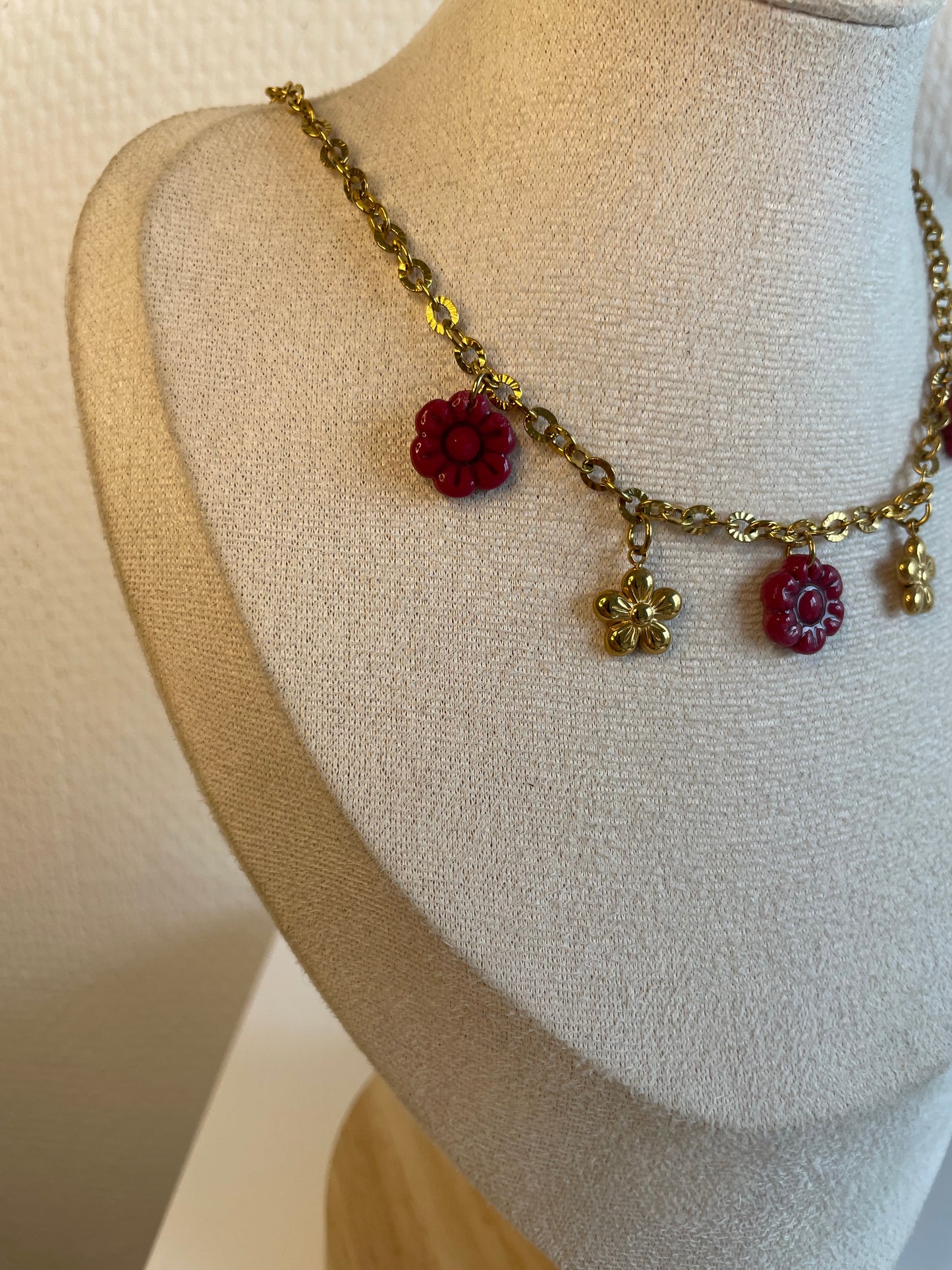 Sandie I collier fleurie