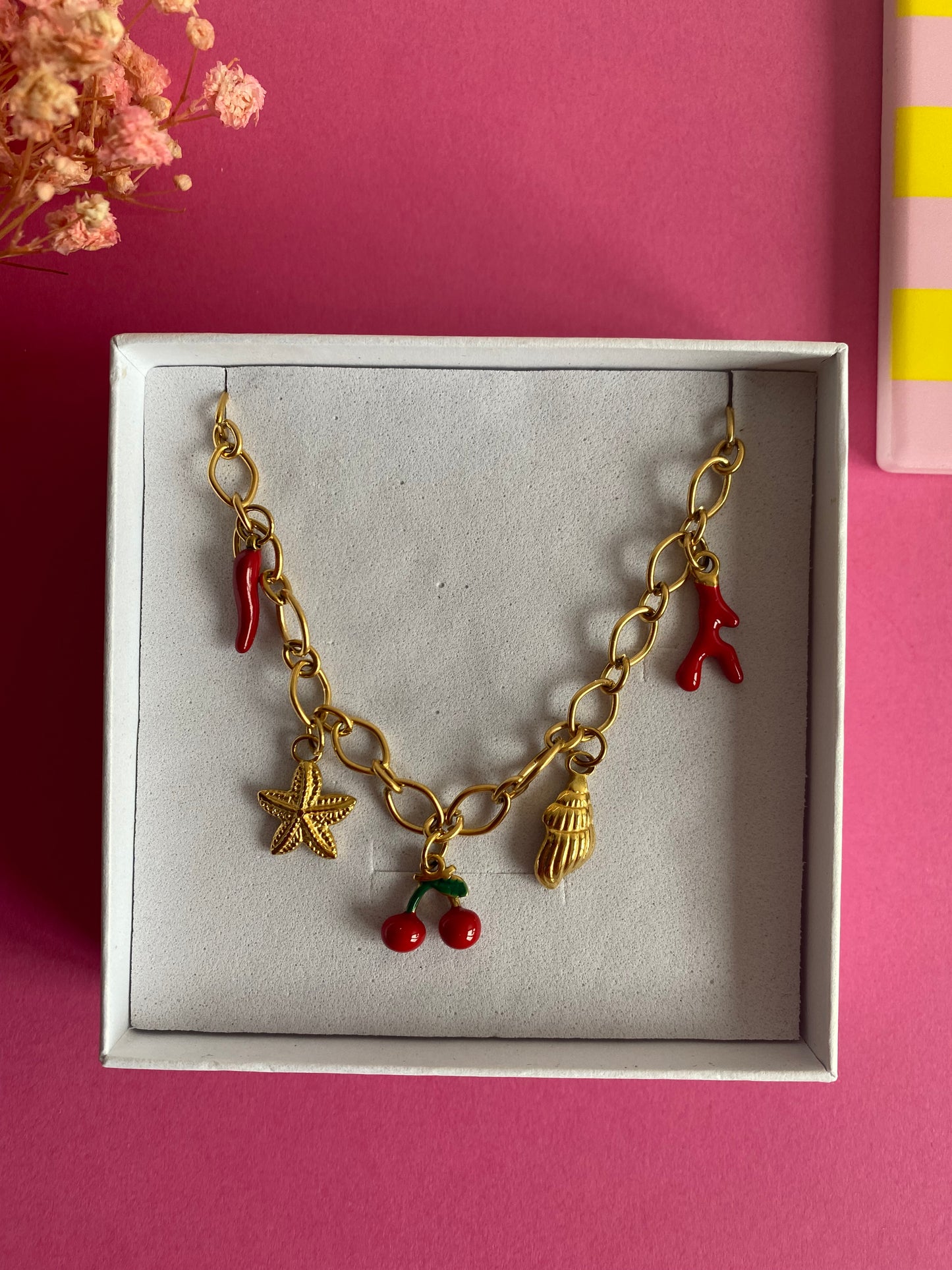 Collier cerise - pièce unique