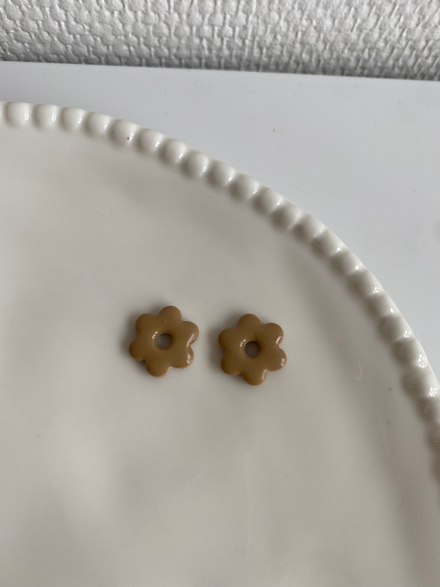 Mini Violette I Breloques fleurs unies ( sans créoles )