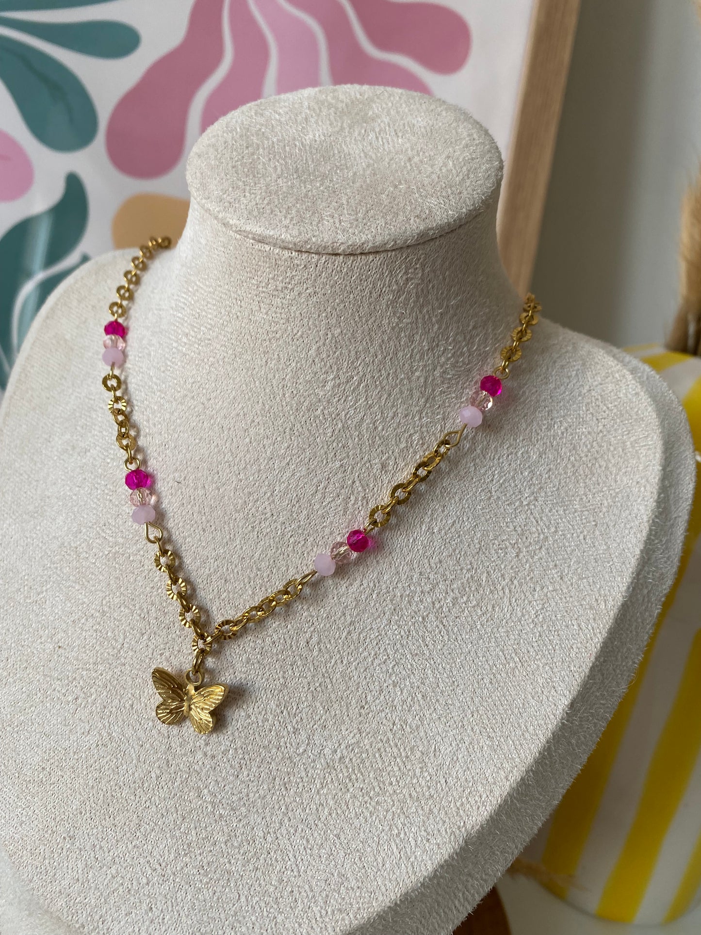 Lyra l Collier en acier inoxydable et perles rose ( modèle unique )