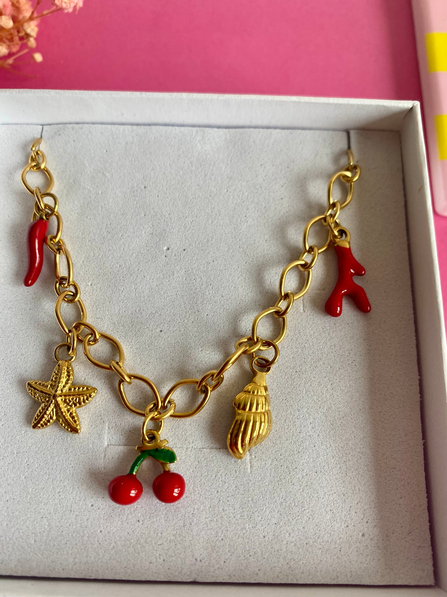 Collier cerise - pièce unique